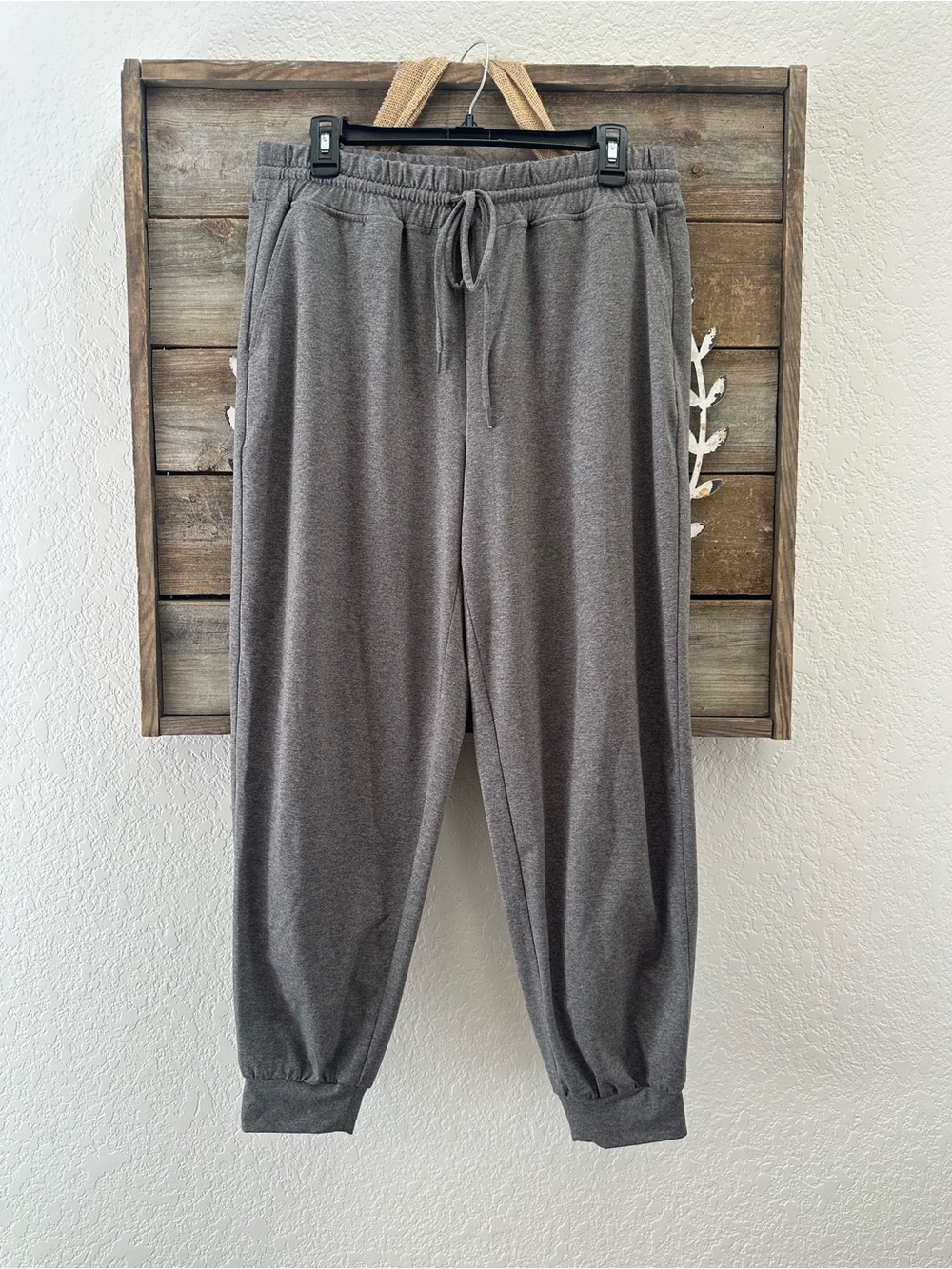 Lou & grey Gray Drawstring Jogger lounge Pants size large